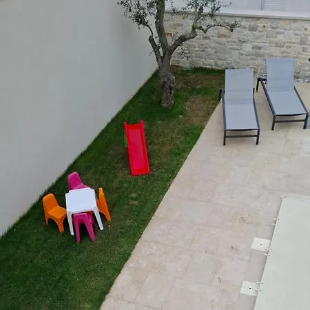 Faro - New House, Near Beaches, Heated Pool, Playroom, Bbq, Salvore - Istria Villa Basanija