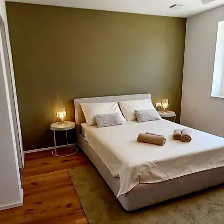 Faro - New House, Near Beaches, Heated Pool, Playroom, Bbq, Salvore - Istria فيلة *