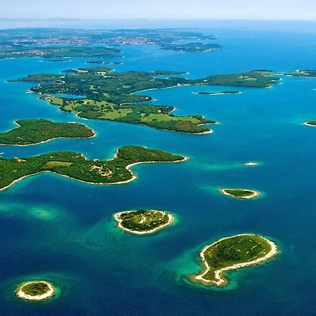 Faro - New House, Near Beaches, Heated Pool, Playroom, Bbq, Salvore - Istria Башания
