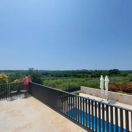 Faro - New House, Near Beaches, Heated Pool, Playroom, Bbq, Salvore - Istria Villa *